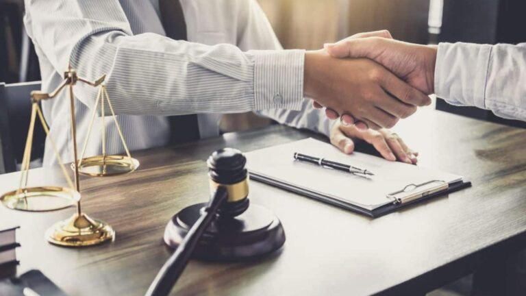 How to Negotiate a Settlement in a Civil Litigation Case