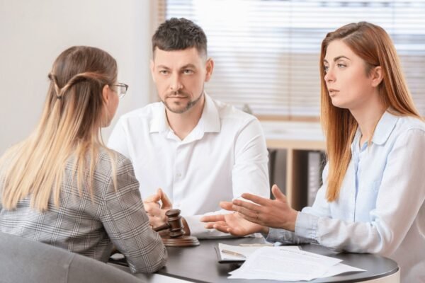 Reasons to Seek Legal Advice Early in Divorce